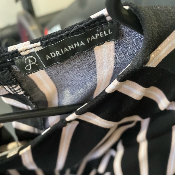 Top - Picture 2 of 3